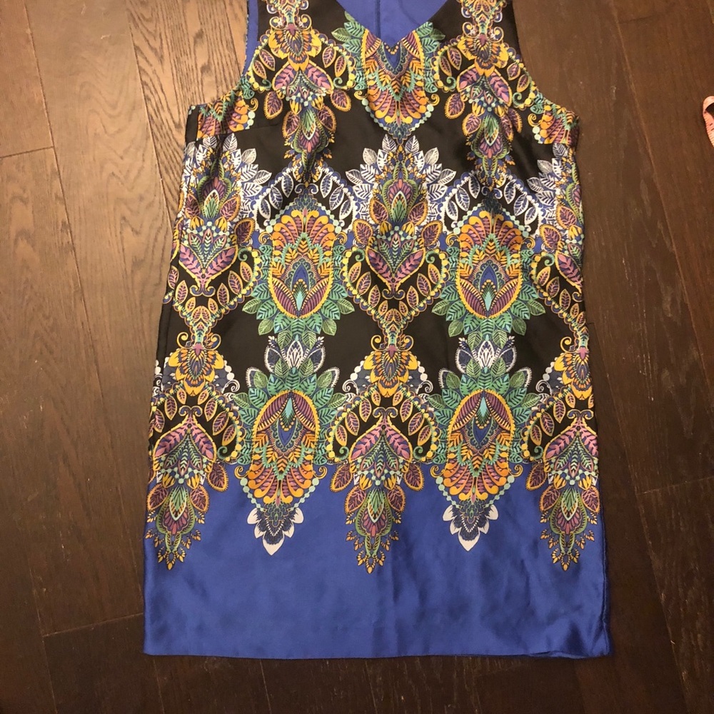 Limited Dress with patterns